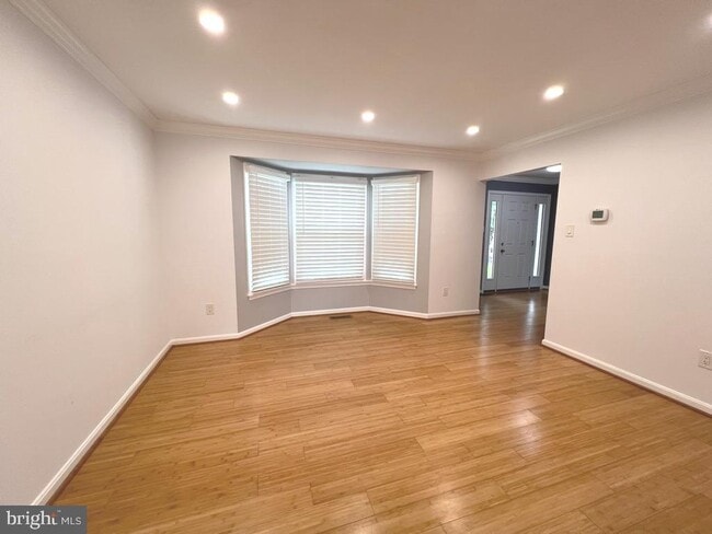 Photo - 8519 Wheatfield Way