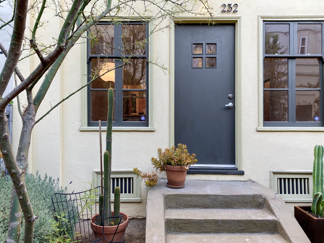 Photo - 232 Columbia Pl (Los Angeles, CA)