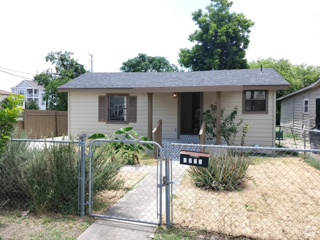 Building Photo - 1822 Hays St Rental