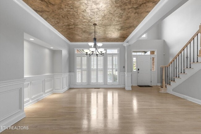 Photo - 1768 Redgrave Rd