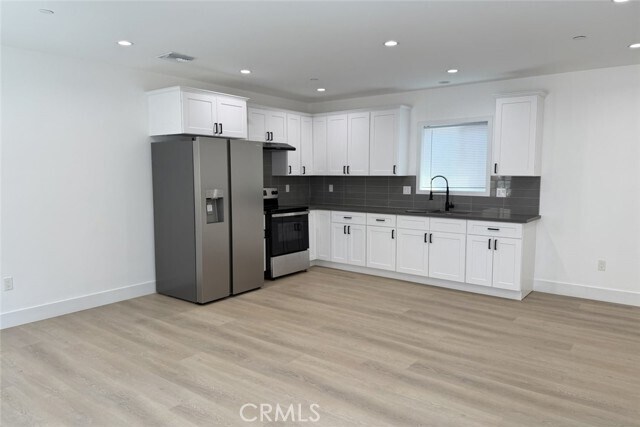 Photo - 14018 Hubbard St