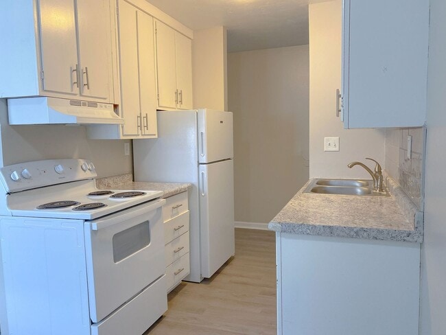 Photo - 1 bed 1 bathroom apartment Unit 610-2