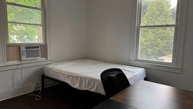 Photo - 445 N Tioga St