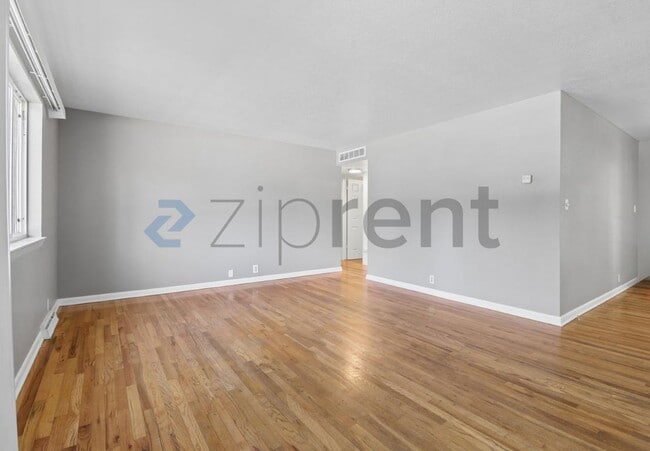 Photo - Unit