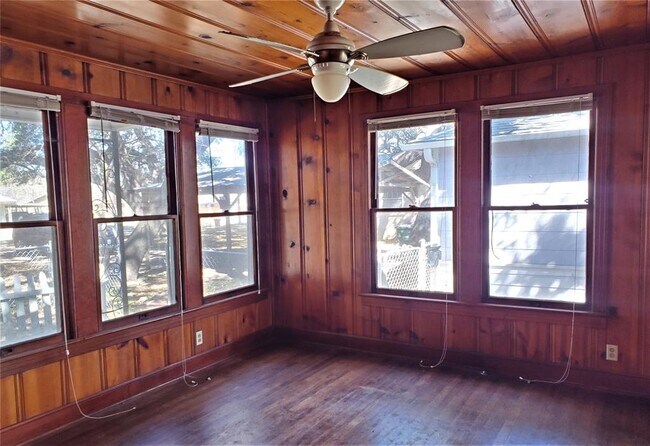 Photo - 4409 Merle Dr