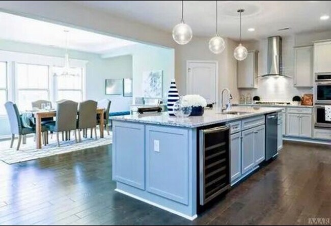 Photo - 132 Mill Run Lp