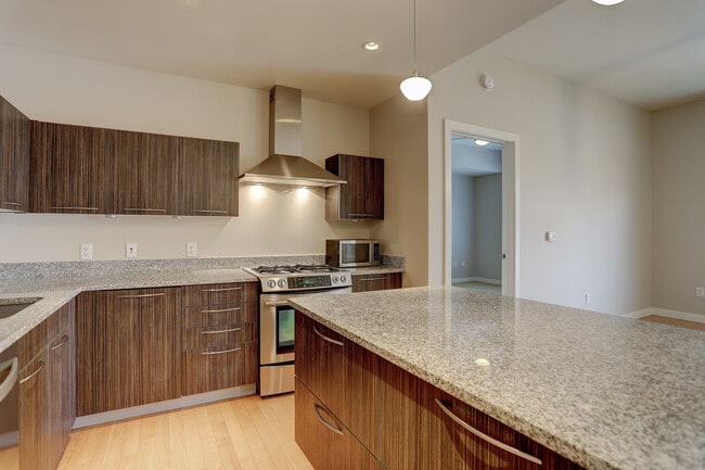 Photo - 410 Acoma St Unit 212