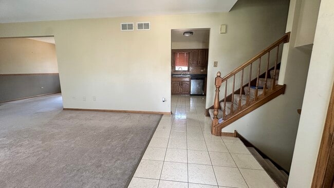 Photo - 15720 S 88th Ave