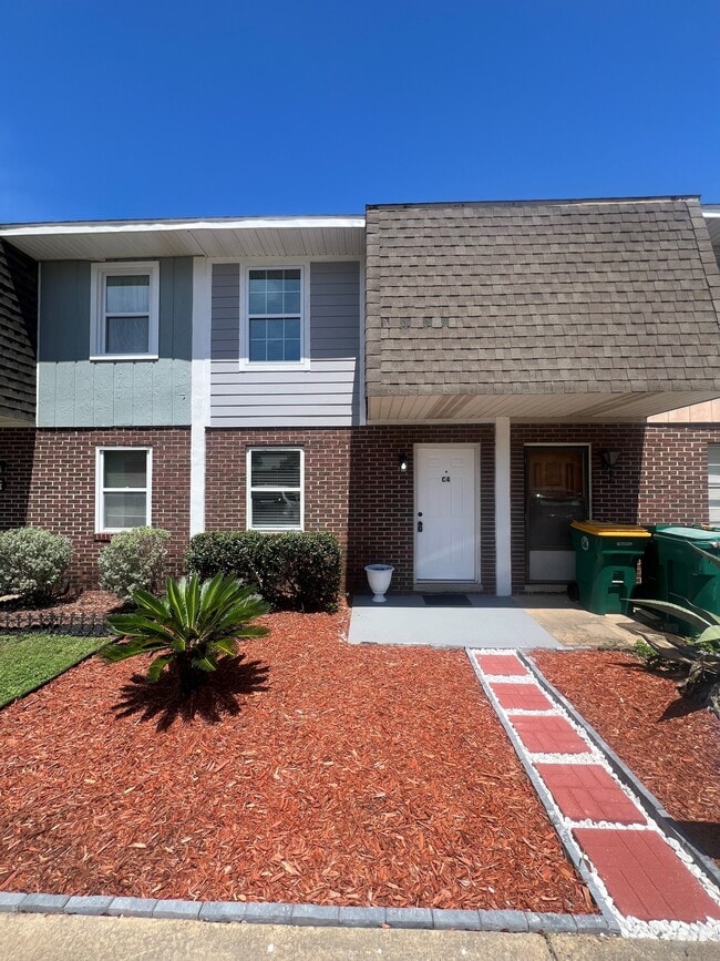 Building Photo - 145 4th Ave Unit C-4