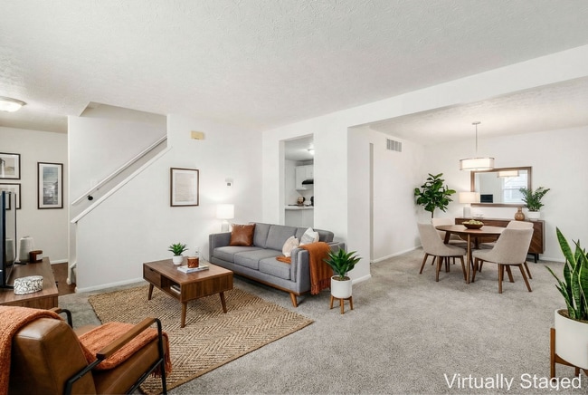 Building Photo - Beautifully Updated Reynoldsburg Home Near a Park!