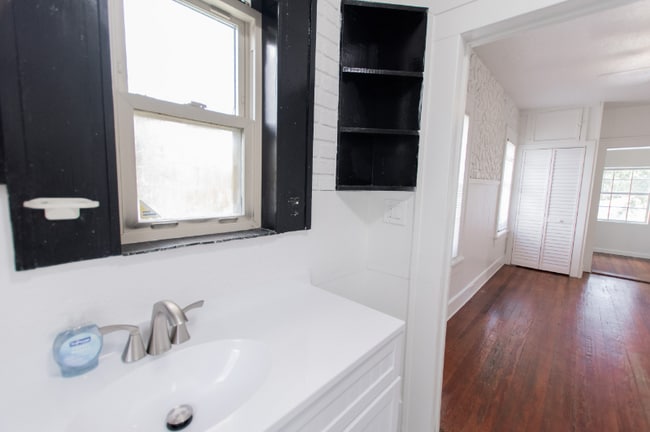 Photo - 1134 38th Ave N