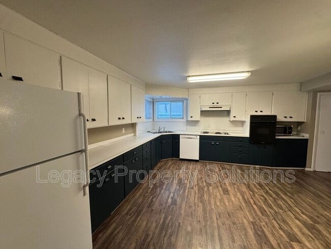 Photo - 1111 N 18th St