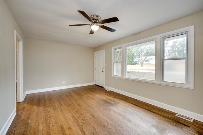 Photo - 116 Kirby Dr