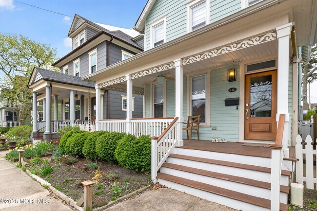 Photo - 142 Heck Ave