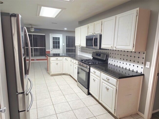 Photo - 506 Birch Hill Dr