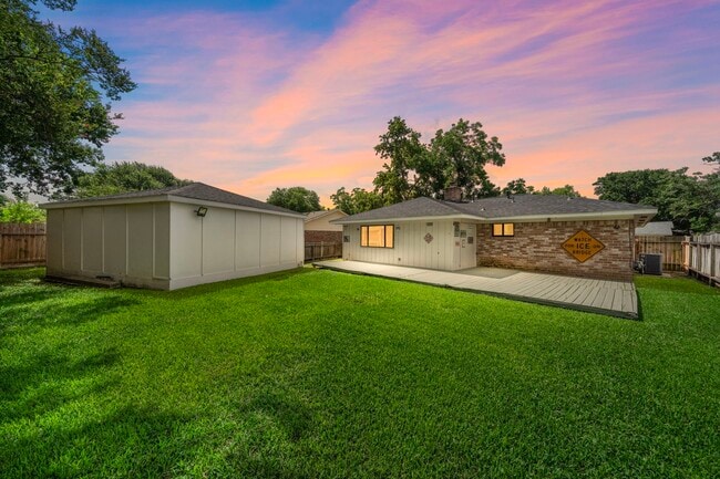 Building Photo - 11506 Hornbrook Dr Rental