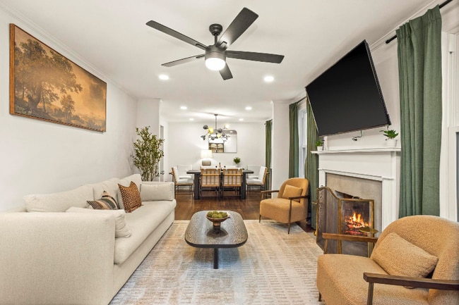 Building Photo - 2314 Deerwood Rd