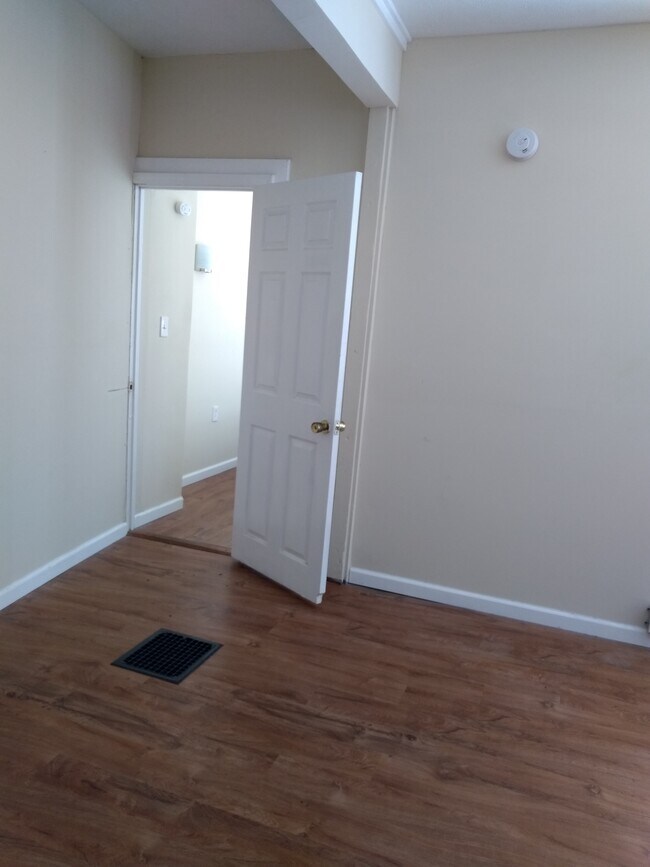 Photo - 1408 University Ave