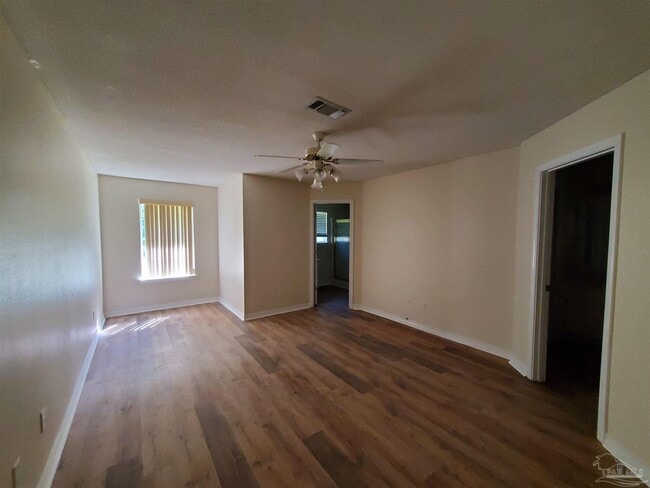 Photo - 2490 Vale Dr