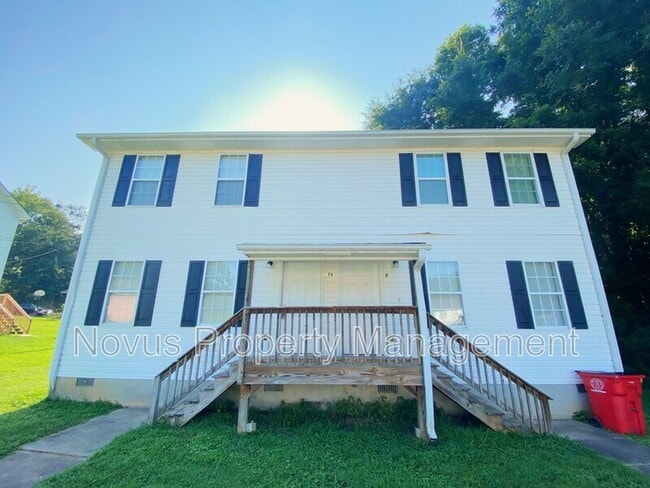 Building Photo - 176 Smith Ave Unit A