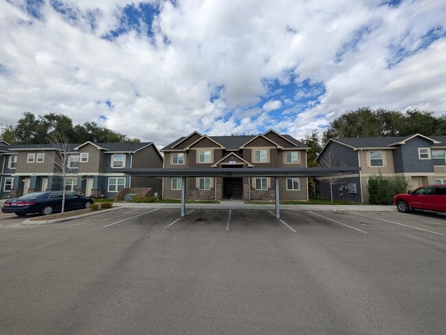 Building Photo - 1360 S Edgewater Cir Unit 101