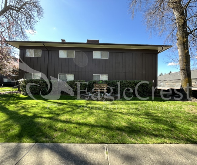 Photo - Convenient 2 Bedroom 2 Bathroom Condo Living "In The Trees" with On-Site Amenities Unit M-1