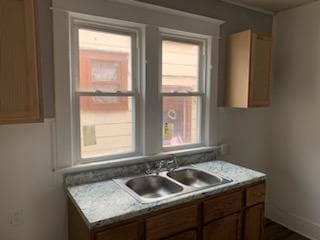Photo - 427 Bruner St