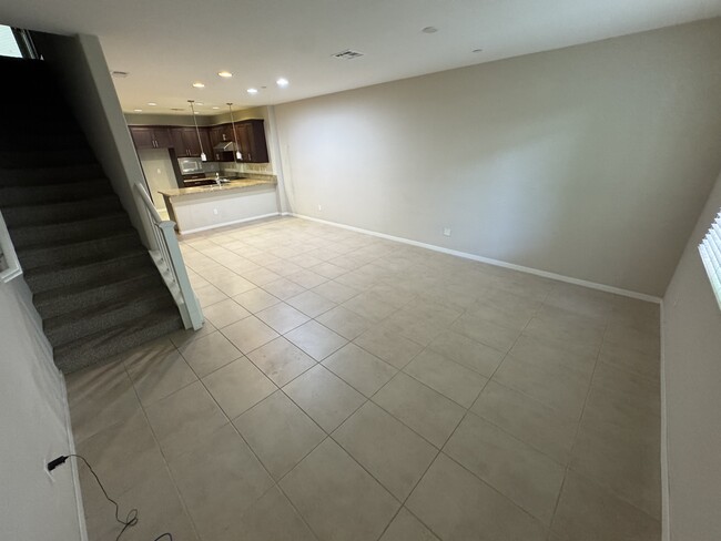 Photo - 1578 W Artesia Sq