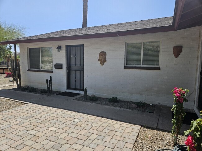 Photo - Very nice 2 Bed 1 Bath Downtown Chandler