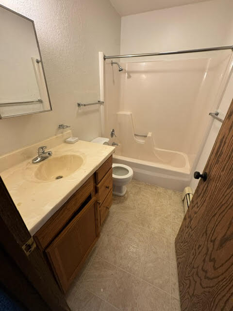 Photo - Elk Point 1 Unit 6