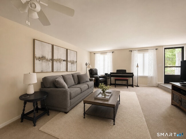 Photo - 40 Conestoga Way Unit 40