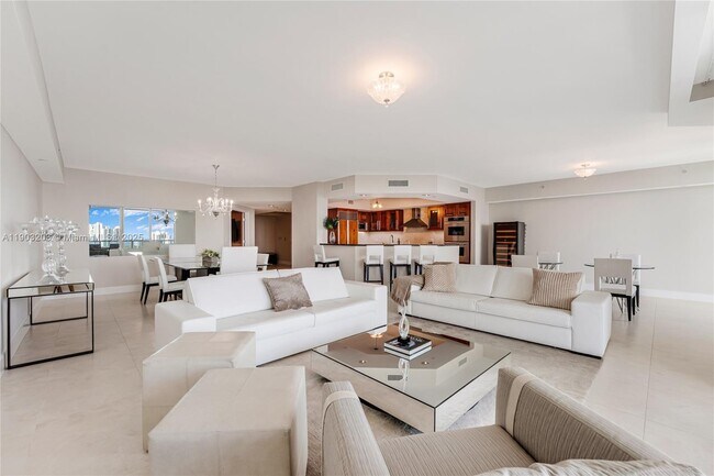 Photo - 3301 NE 183rd St Unidad 2103