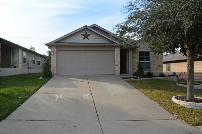 Photo - 406 Comal Run Casa