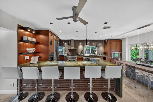 Photo - 4401 NE 19th Ave