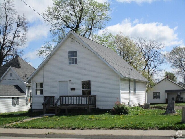 Building Photo - 711 S Osteopathy Ave Rental