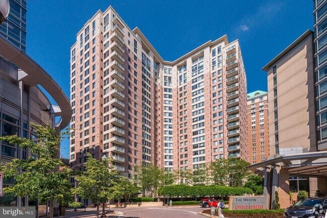 Building Photo - 851 N Glebe Rd Unit PH07 Rental