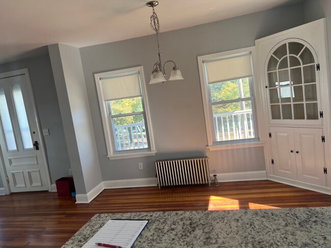 Photo - 42 London St