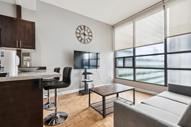 Photo - 78 Gerrard St W Unit FL1-ID1030942P