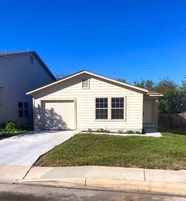 Building Photo - Spacious open concept ranch Rental