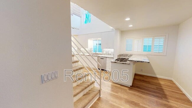 Photo - 5065 Sealane Way