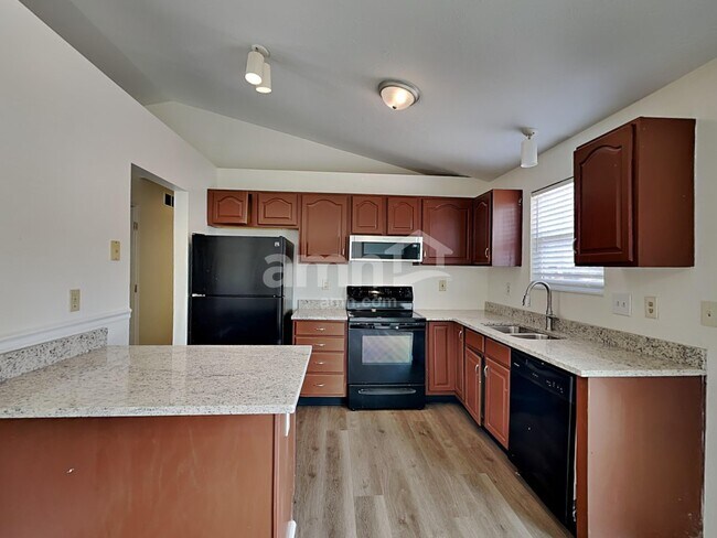 117 Ridgewood Dr