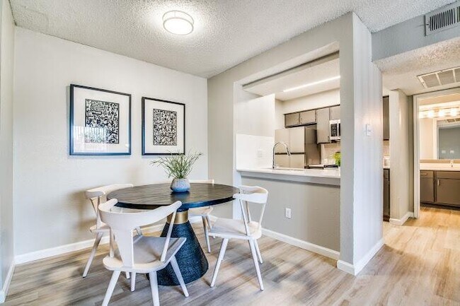 Photo - 605 N Alexander Ave Unidad c2