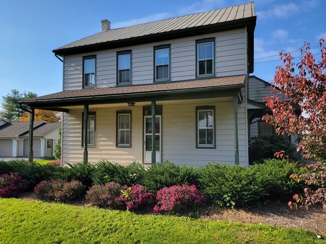 Photo - 819 Fruitville Pike