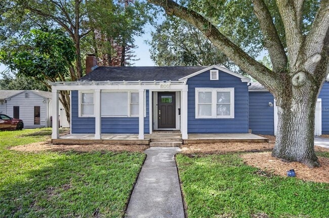 Photo - 800 W Smith St
