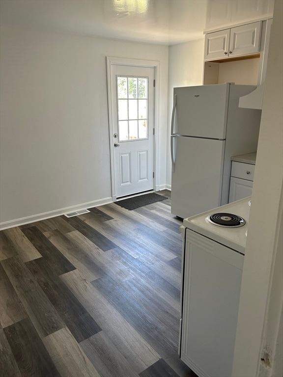 Photo - 87 N High St