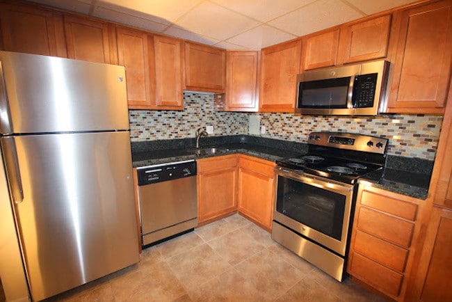 Photo - Queensbury Apartments