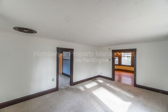 Photo - 1311 E 16th Ave