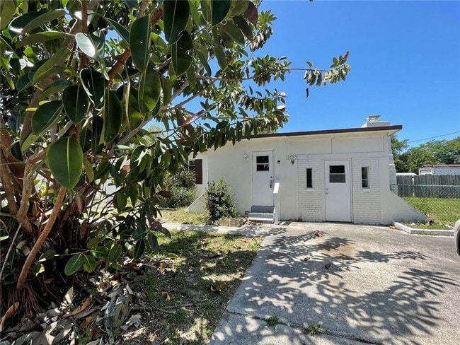 Building Photo - 2100 47th St N Rental