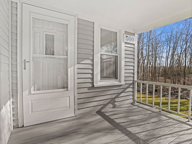 Photo - 500 Sport Hill Rd