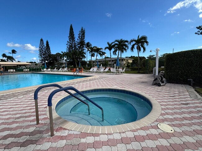 Photo - 1120 Boxwood Dr Unidad 104